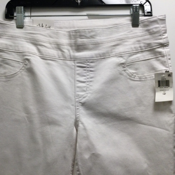 NWT Ladies White Cotton/Polyester Ankle Pant For Petites - Picture 8 of 12